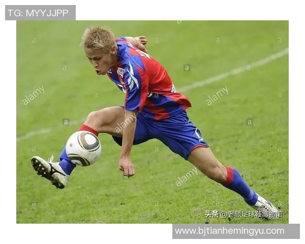 穿老鞋的足球明星如何在赛场上逆袭成传奇的故事与启示